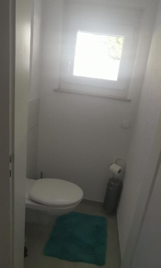 Privates Zimmer In Ruhiger Lage Heidenheim-Steinheim Am Albuch Eksteriør bilde
